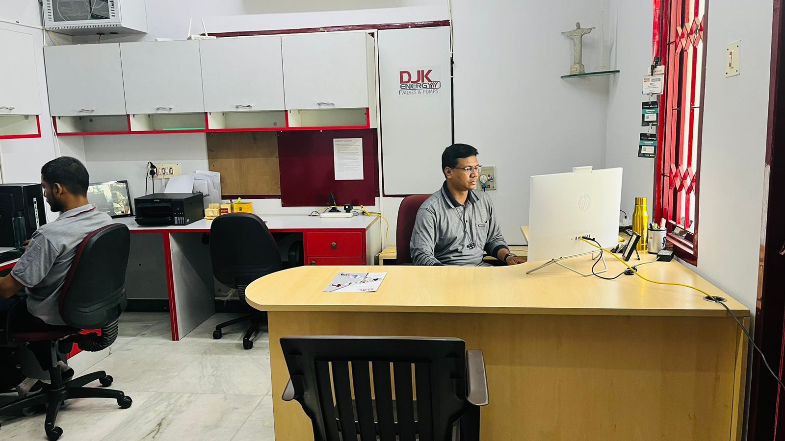 office-4